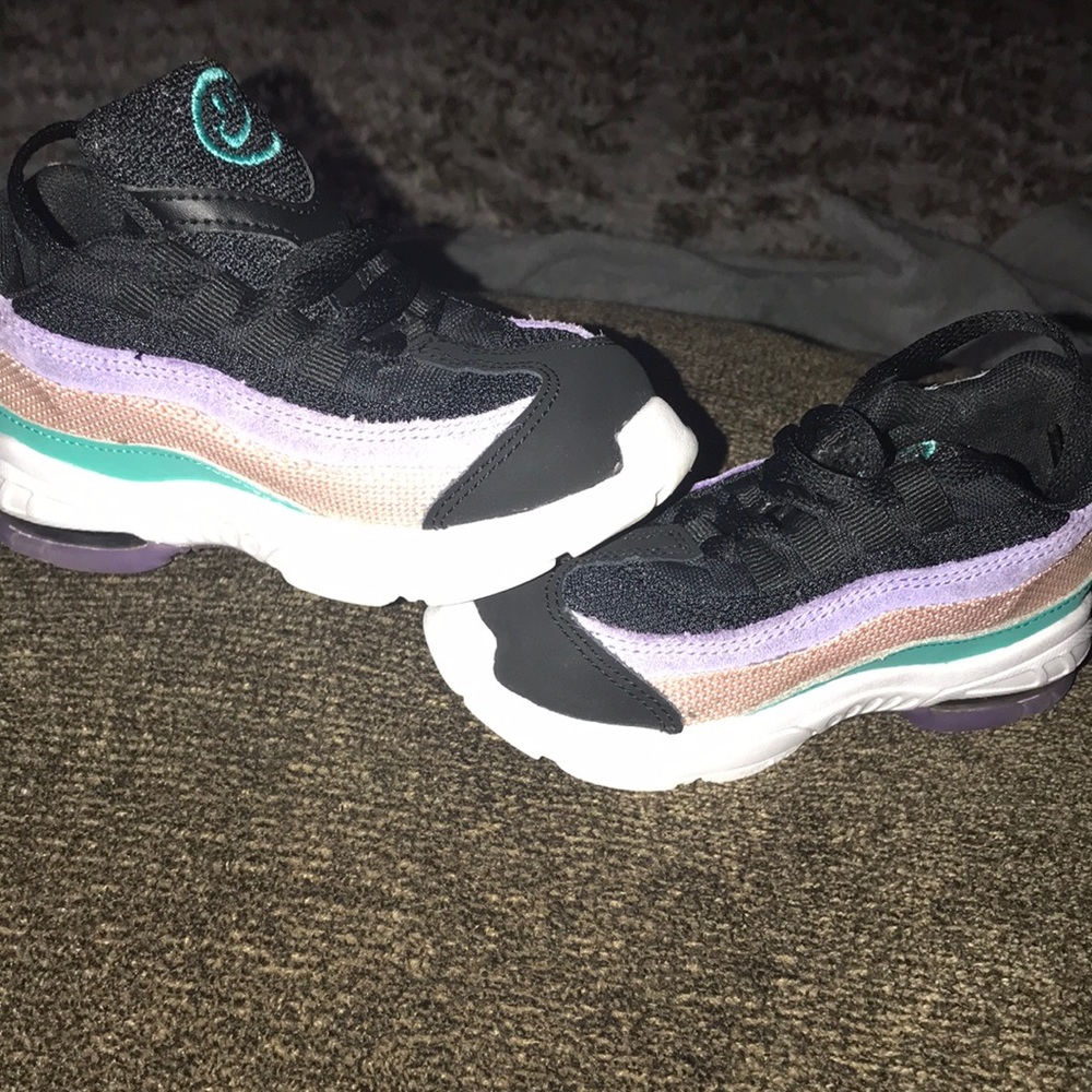 Nike Air max 95 Toddler girl or boy size 9c